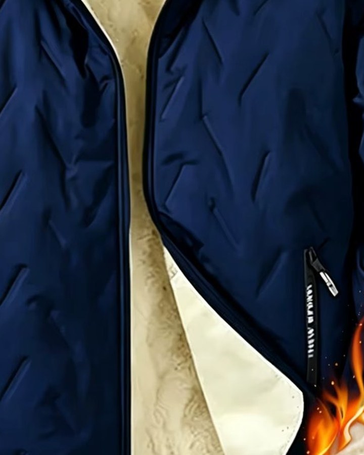 Wave quilting on the DAVOS jacket in Navy
